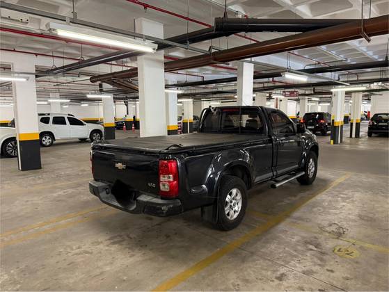CHEVROLET S10 2.4 MPFI LT 4X2 CS 8V FLEX 2P MANUAL CHEVROLET S10 2.4 MPFI LT 4X2 CS 8V FLEX 2P MANUAL
